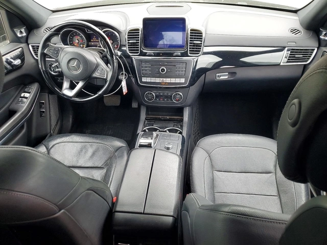 Mercedes-Benz GL 550 4 Matic - автомобили, коли, обяви за нови и употребявани 7