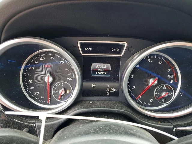 Mercedes-Benz GL 550 4 Matic - автомобили, коли, обяви за нови и употребявани 8
