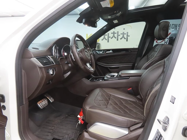 Mercedes-Benz GLS 500 360| ПАНО| ПОДГРЕВ| ОБДУХВАНЕ - автомобили, коли, обяви за нови и употребявани 4