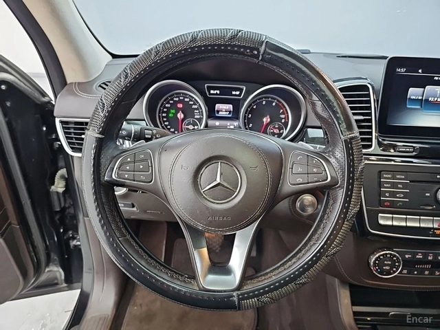 Mercedes-Benz GLS 500 4MATIC* КОЖА* ПОДГРЕВ* ОБДУХВ* BURMASTER* PANO* 36 - автомобили, коли, обяви за нови и употребявани 4