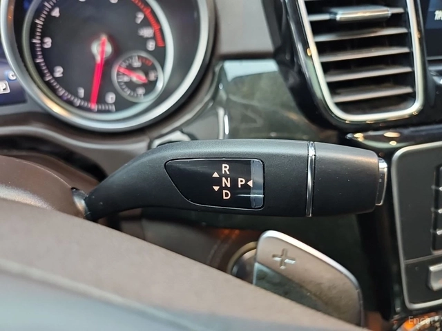 Mercedes-Benz GLS 500 4MATIC* КОЖА* ПОДГРЕВ* ОБДУХВ* BURMASTER* PANO* 36 - автомобили, коли, обяви за нови и употребявани 8