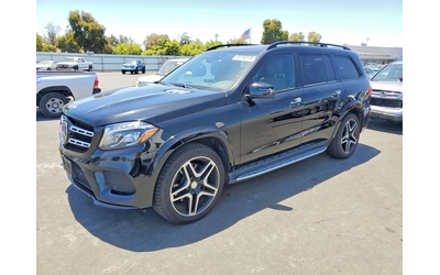 mercedes-benz-gls-500 - 0