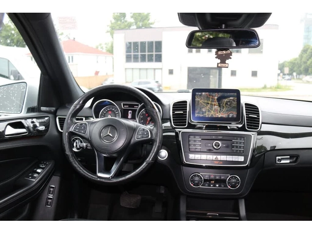 Mercedes-Benz GLS 500 AMG PK* 7PASS* DIS* МАСАЖ* ОБДУХ* 360* HARMAN* FUL - автомобили, коли, обяви за нови и употребявани 7