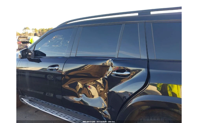 mercedes-benz-gls-63-amg - 4