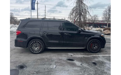 mercedes-benz-gls-63-amg - 3