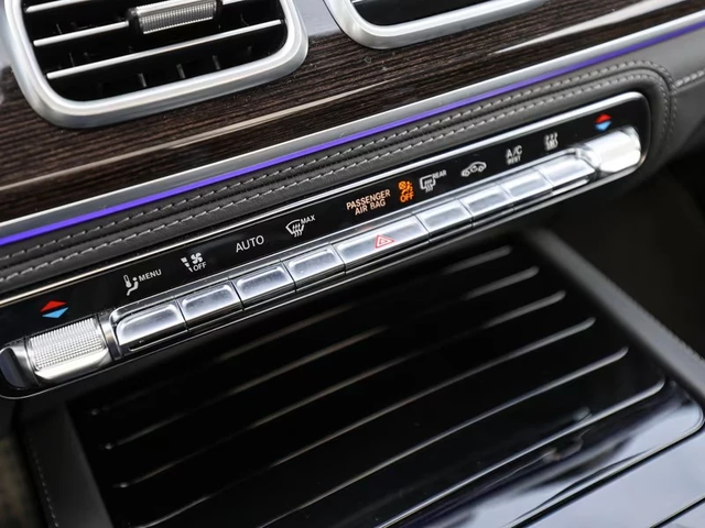 Mercedes-Benz GLS 63 AMG AMG 4M - автомобили, коли, обяви за нови и употребявани 11