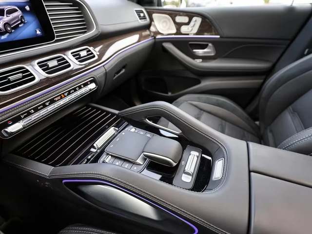 Mercedes-Benz GLS 63 AMG AMG 4M - автомобили, коли, обяви за нови и употребявани 13