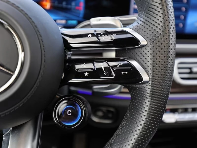 Mercedes-Benz GLS 63 AMG AMG 4M - автомобили, коли, обяви за нови и употребявани 15