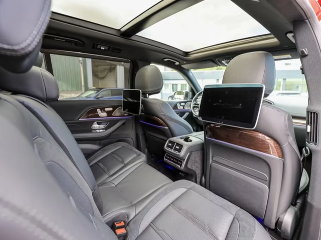 Mercedes-Benz GLS 63 AMG AMG 4M - автомобили, коли, обяви за нови и употребявани 4