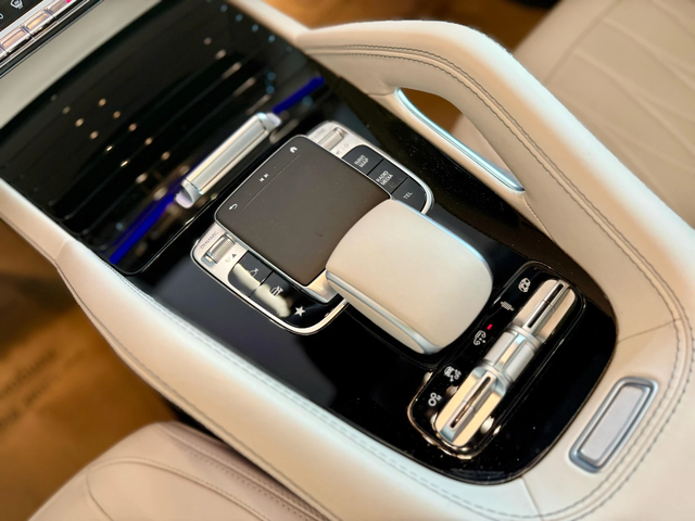 Mercedes-Benz GLS 63 AMG Distronic* Лизинг* Burmester* Обдухване* 7- Местен - автомобили, коли, обяви за нови и употребявани 11