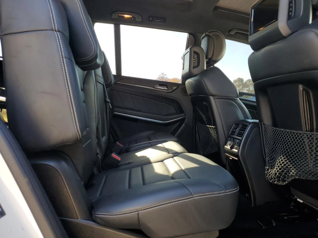 Mercedes-Benz GLS 63 AMG 4MATIC / КОЖА / ПОДГРЕВ / Keyless / - автомобили, коли, обяви за нови и употребявани 10