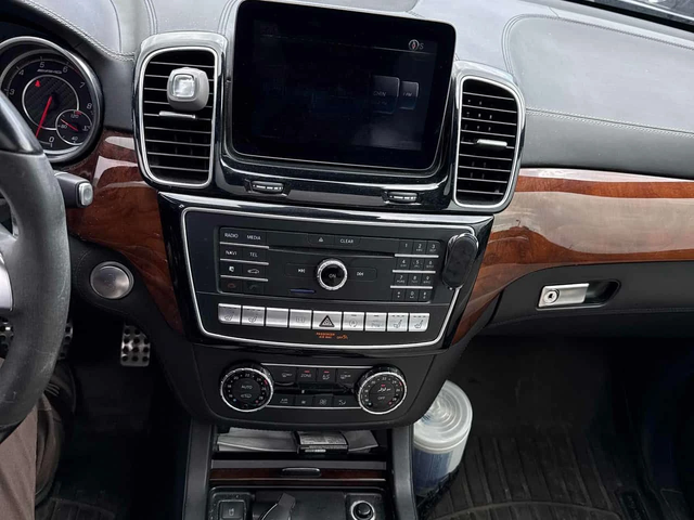 Mercedes-Benz GLS 63 AMG | DISTR| 360| HAR/KAR| ПОДГРЕВ| ОБДУХ| PANO| CARFX - автомобили, коли, обяви за нови и употребявани 9
