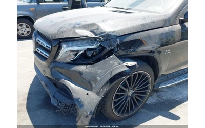 mercedes-benz-gls-63-amg - 5