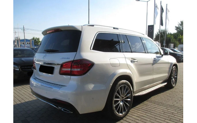 mercedes-benz-gls-gls-350d-4matic-amg-line - 2