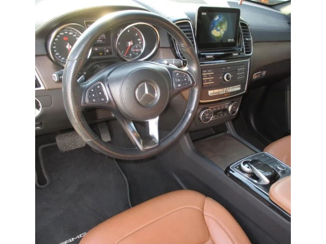 Mercedes-Benz GLS GLS 350d 4Matic AMG Line - автомобили, коли, обяви за нови и употребявани 3