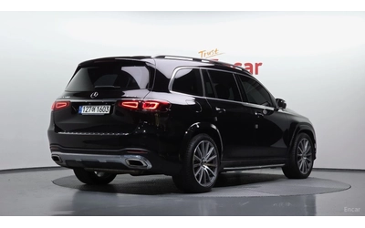 mercedes-benz-gls580 - 1