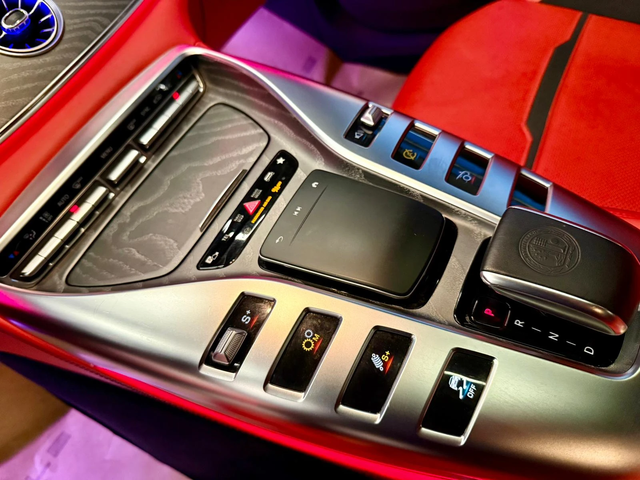 Mercedes-Benz GT 43 AMG 4Matic+ Burm* Обдух* Лизинг* 63S Pack - автомобили, коли, обяви за нови и употребявани 12