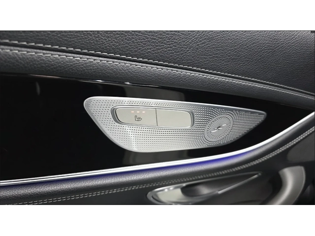 Mercedes-Benz GT 43 AMG - автомобили, коли, обяви за нови и употребявани 10
