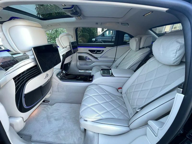 Mercedes-Benz Maybach 4M AMG Lang - автомобили, коли, обяви за нови и употребявани 14