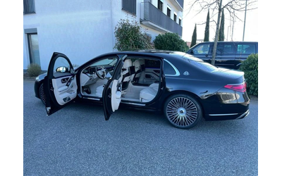 Mercedes-Benz Maybach 4M AMG Lang - автомобили, коли, обяви за нови и употребявани 7