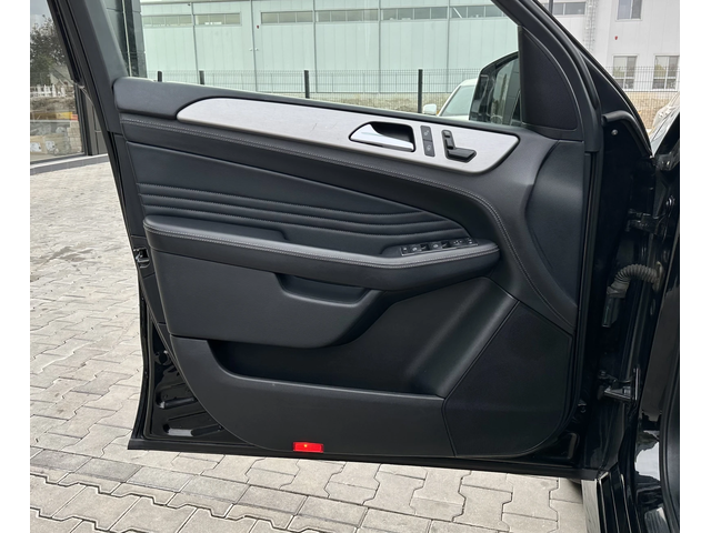 Mercedes-Benz ML 250 CDi AMG Pack * Premium* - автомобили, коли, обяви за нови и употребявани 13