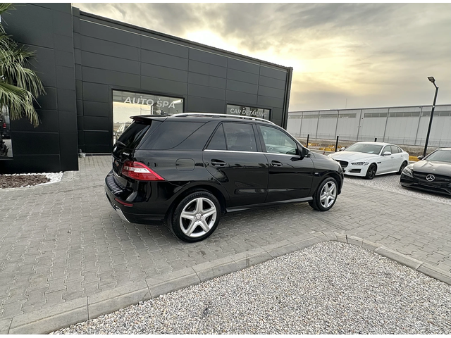Mercedes-Benz ML 250 CDi AMG Pack * Premium* - автомобили, коли, обяви за нови и употребявани 3