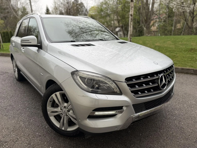 Mercedes-Benz ML 250 CDI - автомобили, коли, обяви за нови и употребявани 0
