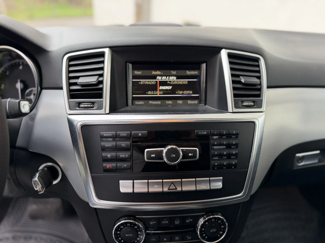 Mercedes-Benz ML 250 CDI - автомобили, коли, обяви за нови и употребявани 12