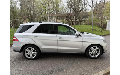 Mercedes-Benz ML 250 CDI - автомобили, коли, обяви за нови и употребявани 7