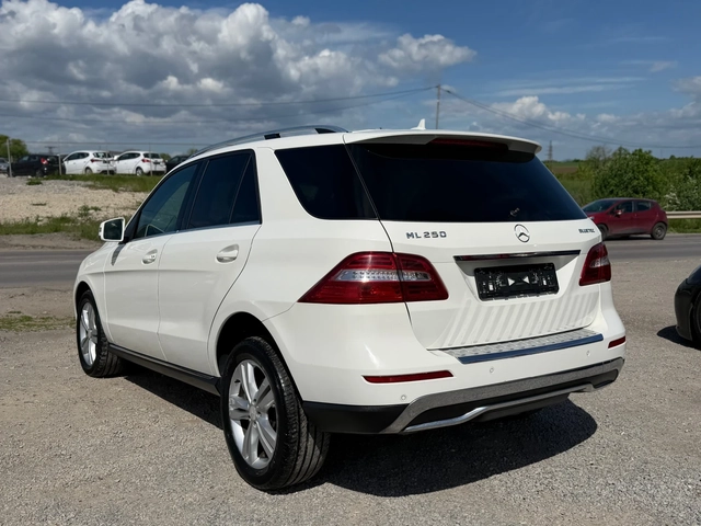 Mercedes-Benz ML 250 ТОП* СОБСТВЕН ЛИЗИНГ - автомобили, коли, обяви за нови и употребявани 4