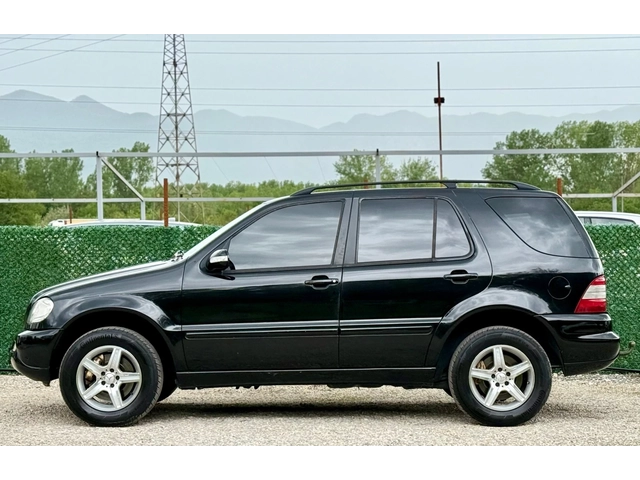 Mercedes-Benz ML 270 CDi AVTOMAT* ИТАЛИЯ - автомобили, коли, обяви за нови и употребявани 3