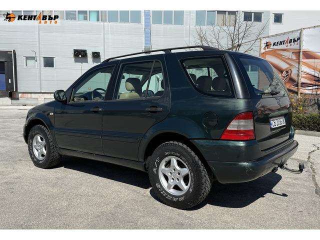 Mercedes-Benz ML 270 CDI 2.7d 163к.с. - автомобили, коли, обяви за нови и употребявани 2