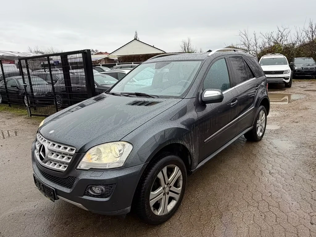 Mercedes-Benz ML 350CDI 4 Matic Aut/Facelift - автомобили, коли, обяви за нови и употребявани 0