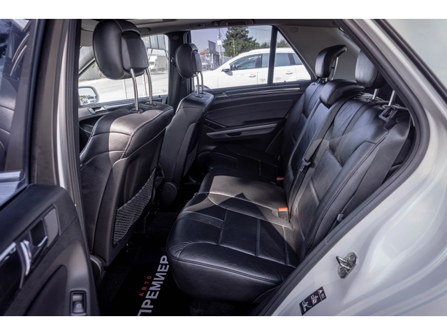 Mercedes-Benz ML 300 CDI-4MATIC - автомобили, коли, обяви за нови и употребявани 10