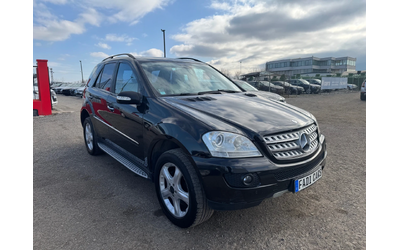 mercedes-benz-ml-320 - 1