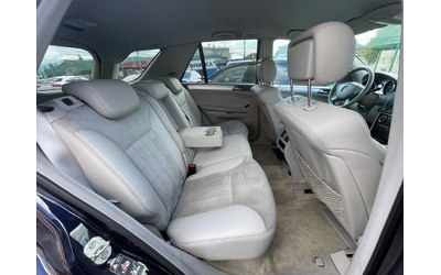 Mercedes-Benz ML 320 CDI* AirMatic* NAVI* PDC - автомобили, коли, обяви за нови и употребявани 9
