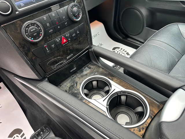 Mercedes-Benz ML 320 PREMIUM* NAVI* LED* TOP* - автомобили, коли, обяви за нови и употребявани 13