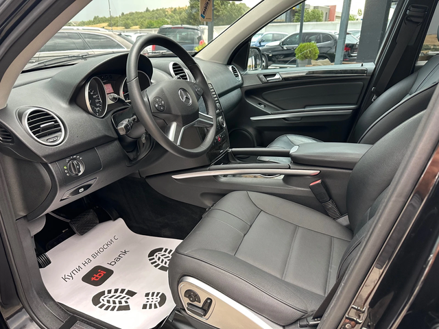 Mercedes-Benz ML 320 PREMIUM* NAVI* LED* TOP* - автомобили, коли, обяви за нови и употребявани 9