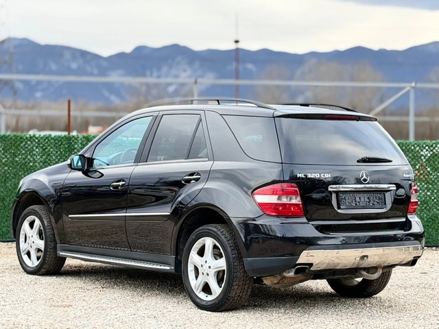 Mercedes-Benz ML 320 CDi НА ПРУЖИНИ - автомобили, коли, обяви за нови и употребявани 4