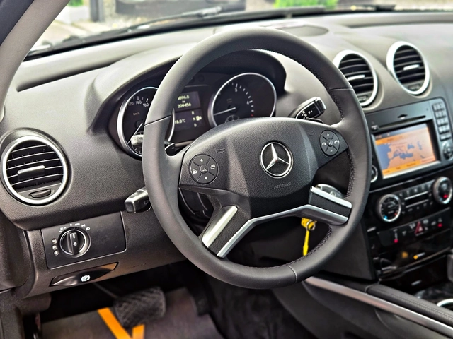 Mercedes-Benz ML 320 ! FACE/PREMIUM/GERMANY/AIRMATIC/SPORT/AUTO HOLD/LI - автомобили, коли, обяви за нови и употребявани 10