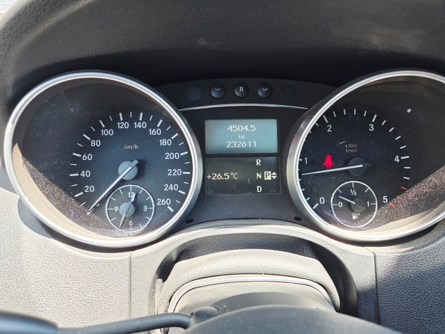 Mercedes-Benz ML 320 CDI/FACE/EURO5 - автомобили, коли, обяви за нови и употребявани 12