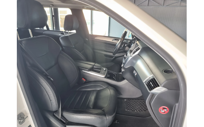 Mercedes-Benz ML 350 Panorama* AMG* Keyless* Distronic* Camera* - автомобили, коли, обяви за нови и употребявани 10