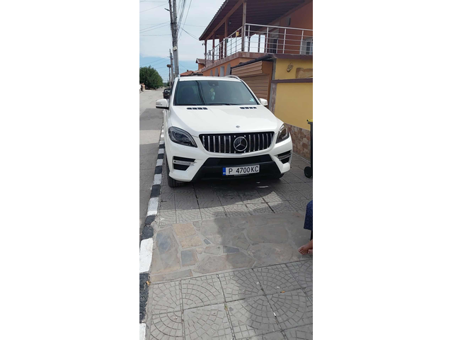 Mercedes-Benz ML 350, 2012 г., 220 км, 258 к.с. - автомобили, коли, обяви за нови и употребявани 0