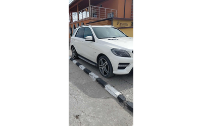 mercedes-benz-ml-350 - 1