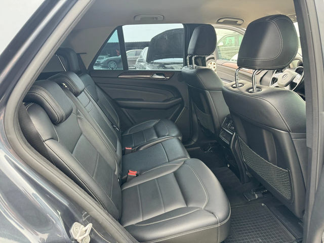 Mercedes-Benz ML 350 AMG* CAMERA* PODGREV* LINEASIT* LEDD* LIZING - автомобили, коли, обяви за нови и употребявани 6