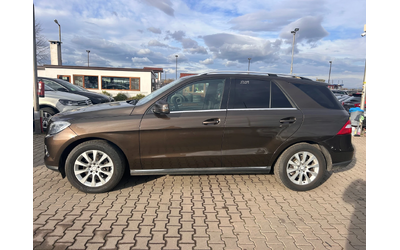 Mercedes-Benz ML 350 CDI 4MATIC/AIRMATIC/NAVI/KOJA EURO 6 - автомобили, коли, обяви за нови и употребявани 8