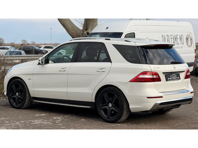 Mercedes-Benz ML 350 BLUETEC= 4MATIC= AMG= PREMIUM= HARMAN/KARDON= - автомобили, коли, обяви за нови и употребявани 6