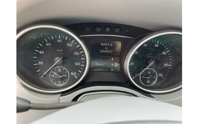 Mercedes-Benz ML 350 Италия на пружини - автомобили, коли, обяви за нови и употребявани 11