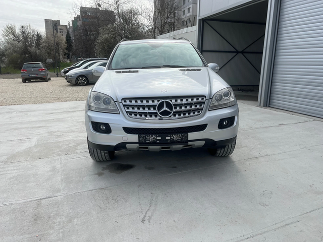 Mercedes-Benz ML 350 Италия на пружини - автомобили, коли, обяви за нови и употребявани 1