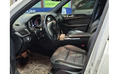 Mercedes-Benz ML 350 BlueTec* 360View* Подгрев* Пано - автомобили, коли, обяви за нови и употребявани 6